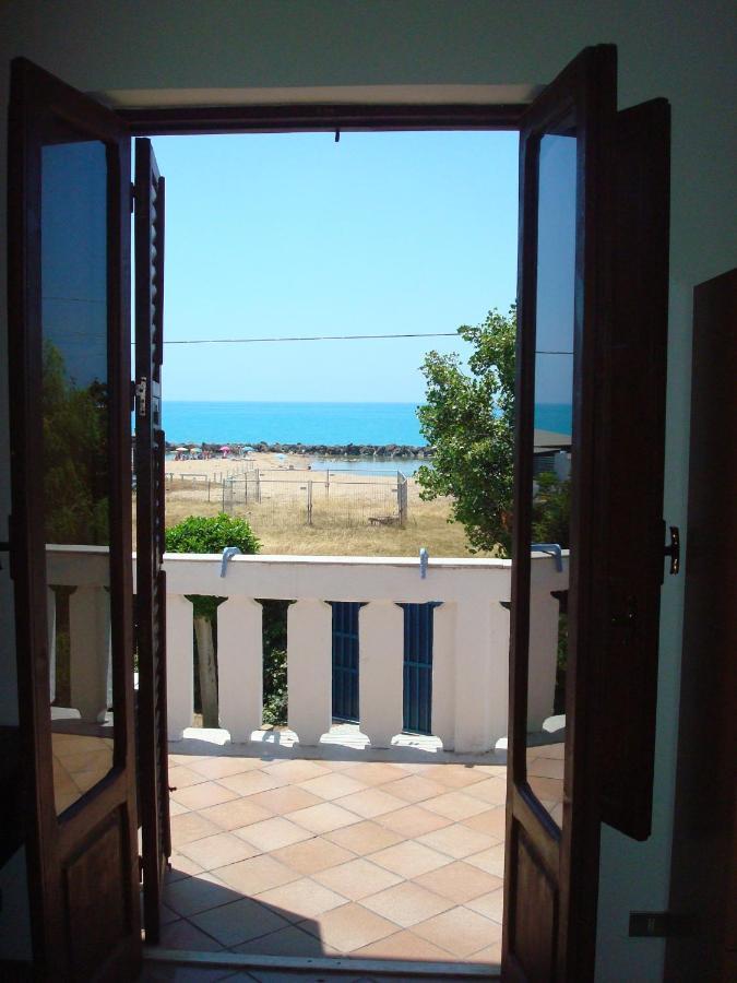 B&B Nettuno San Leone Buitenkant foto
